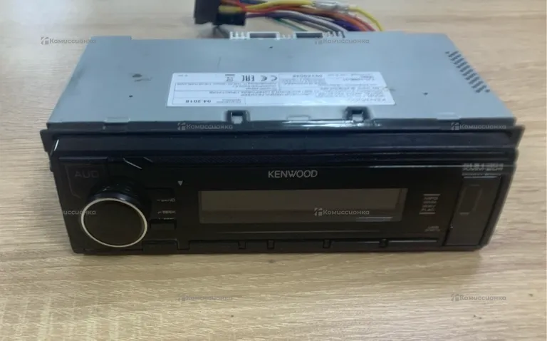 Автомагнитола  Kenwood KMM-204