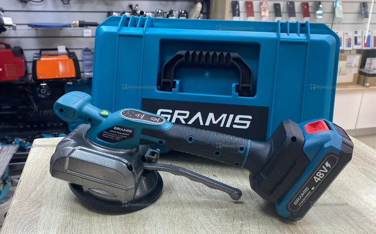 Аккумуляторная виброприсоска для плитки Gramis 18V