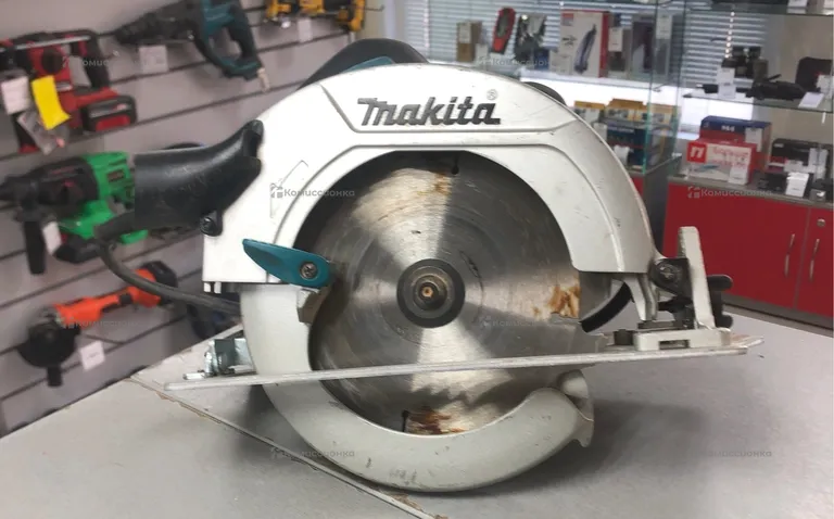 Дисковая пила Makita HS7600