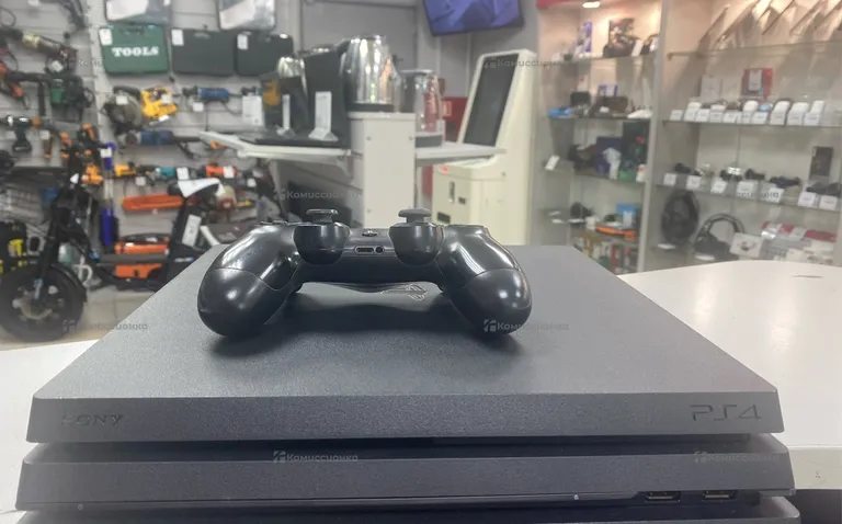 Приставка PS4. Pro 1 tb