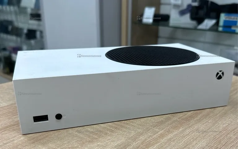 Приставка Xbox series s 512