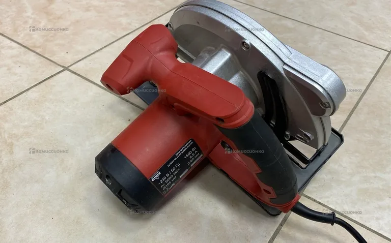 Дисковая пила Elitech ПД 15-65