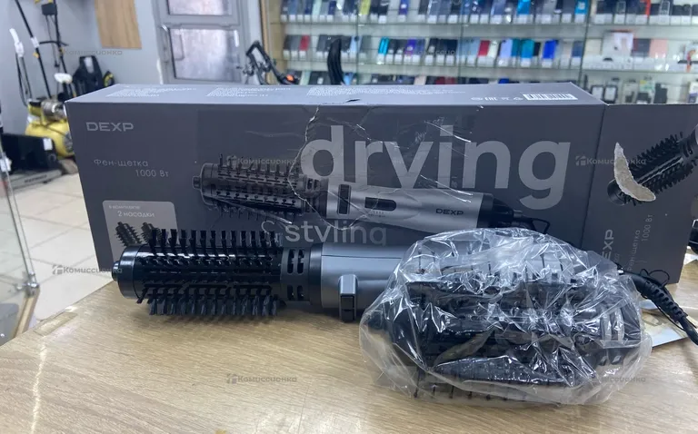 Фен-щетка Dexp 1000w