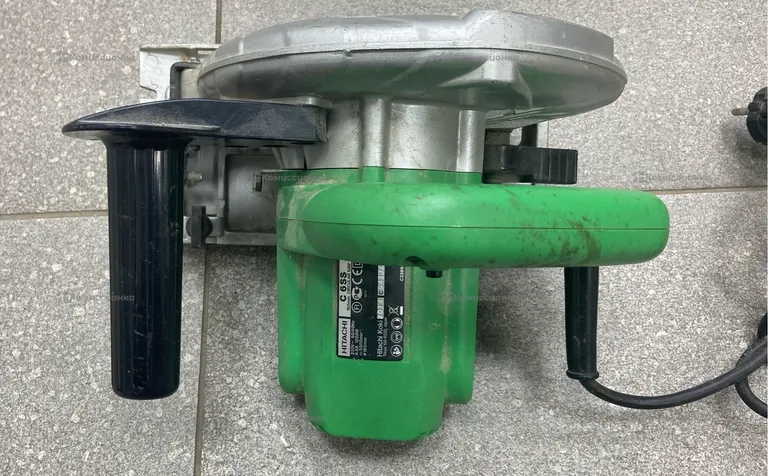 Циркулярная пила Hitachi C 9U2