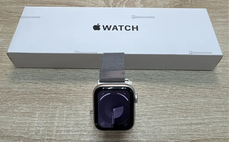Часы  Apple Watch SE 40mm 2
