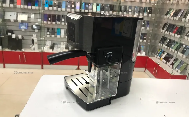 Кофеварка Redmond RCM-1512