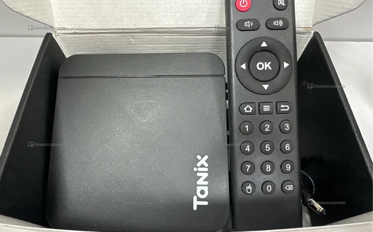 Смарт тв приставке Tanix W2 (4/32gb)
