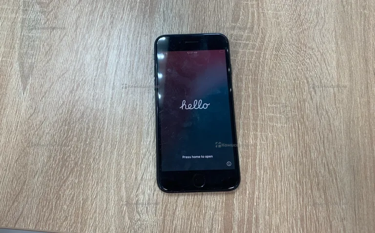 Apple SE 2022 64 GB