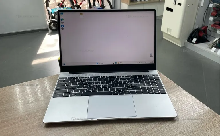 Ноутбук  Azerty