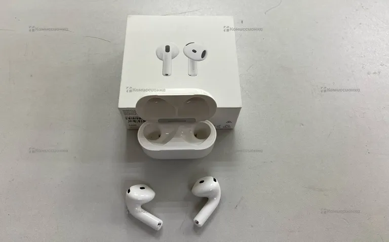 Наушники Apple AirPods 4