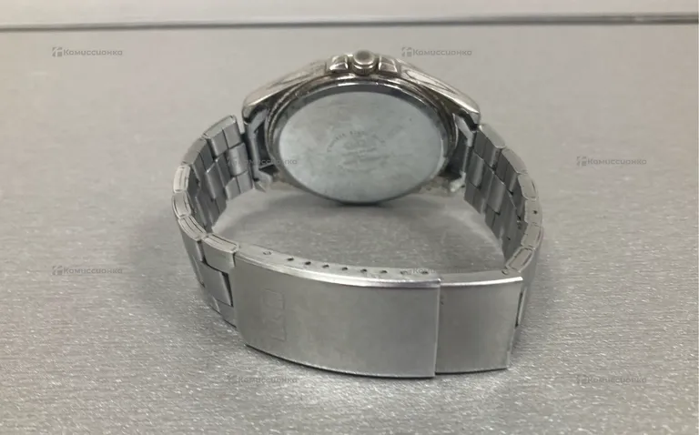 Часы  QQ quartz