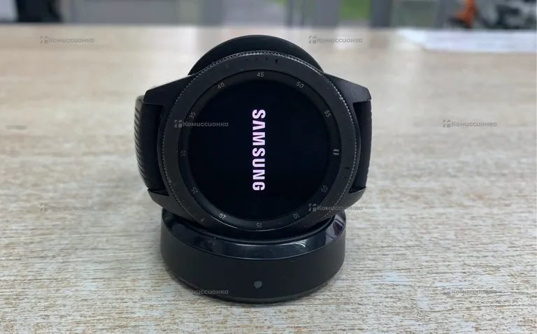 Часы  Galaxy Watch 42 mm SM-R810