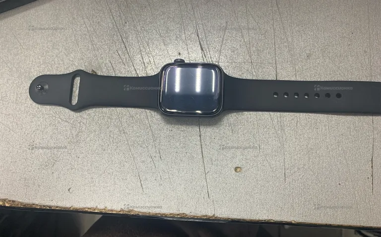 Часы  Apple Watch SE 44 mm 2022