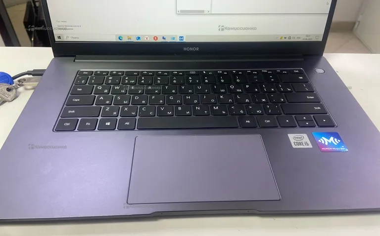 Ноутбук Honor i5-10210U/SSD 512GB