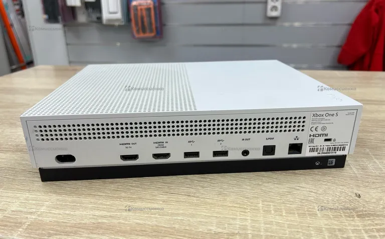 Приставка  Xbox one s 512