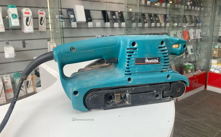 Ленточная шлифмашина Makita 76x457mm