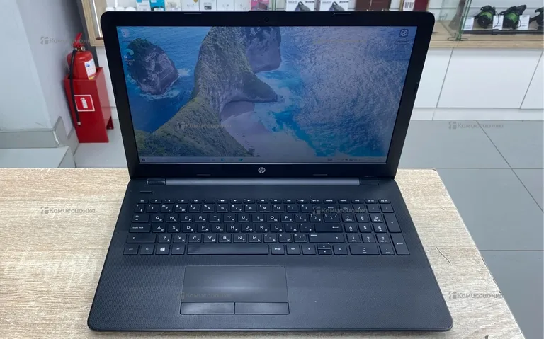Ноутбук HP Laptop 15-rb0xx