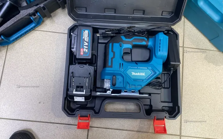 Лобзик аккумуляторный Makita Rep