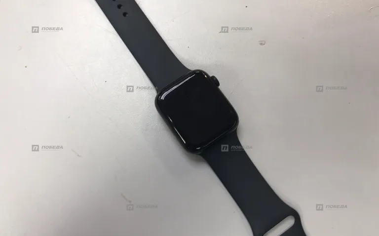 Apple Watch SE 44mm