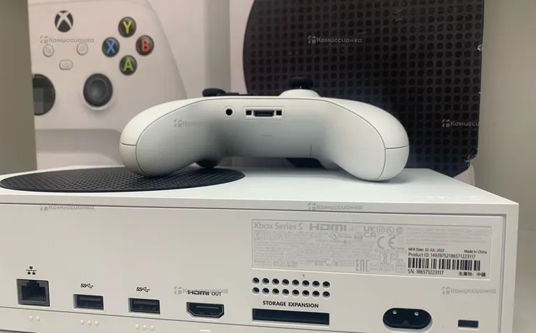 Приставка Xbox Series S 512 ГБ