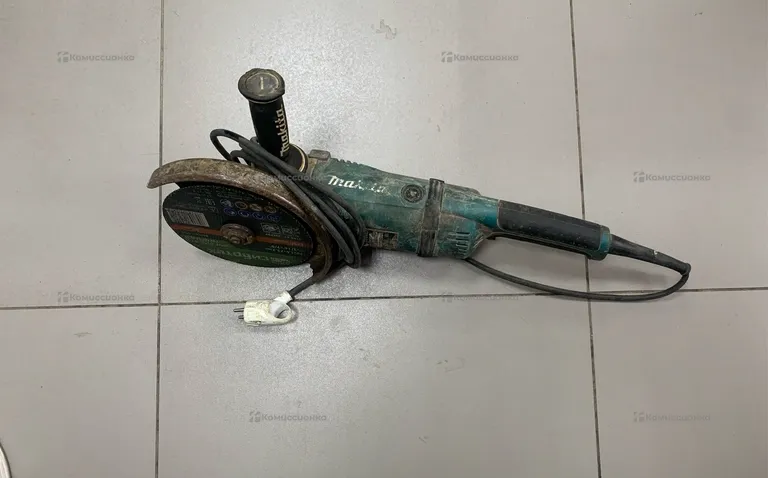 УШМ makita GA9030