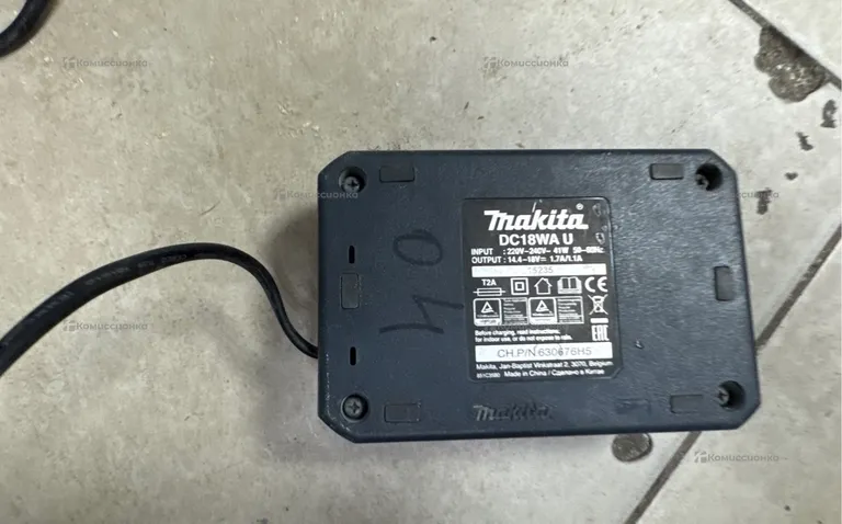 Зарядное устройство Makita DC18WA U
