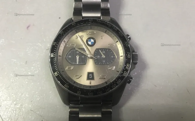 Часы BMW