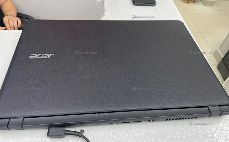 Ноутбук  Acer es1-533