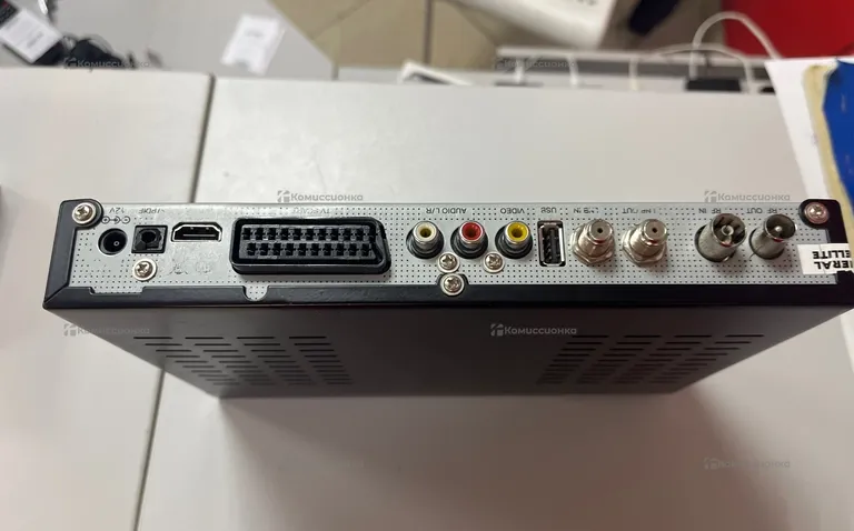 Цифровая ТВ приставка  GS 8302