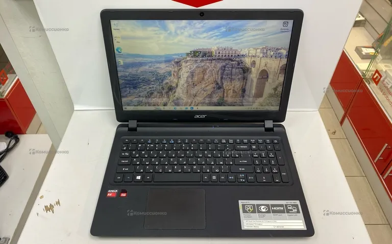 Ноутбук  Acer ES1-523-42D3