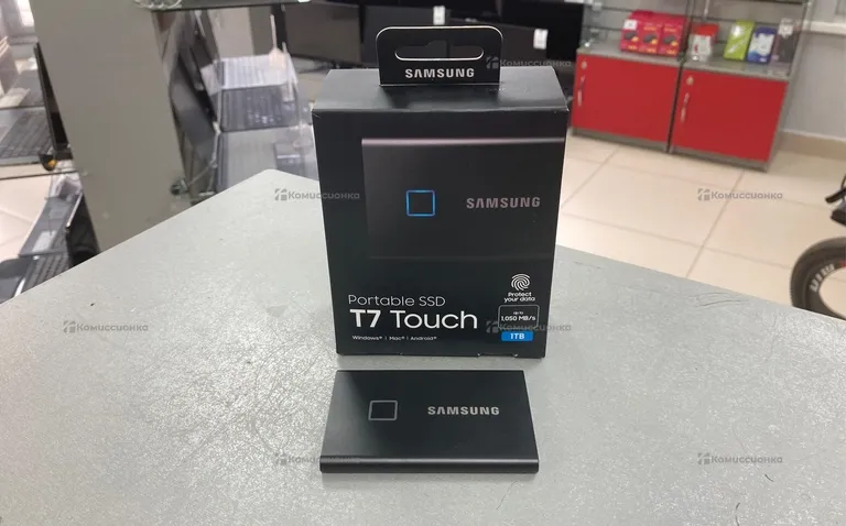 Внешний диск Samsung T7 Touch 1TB