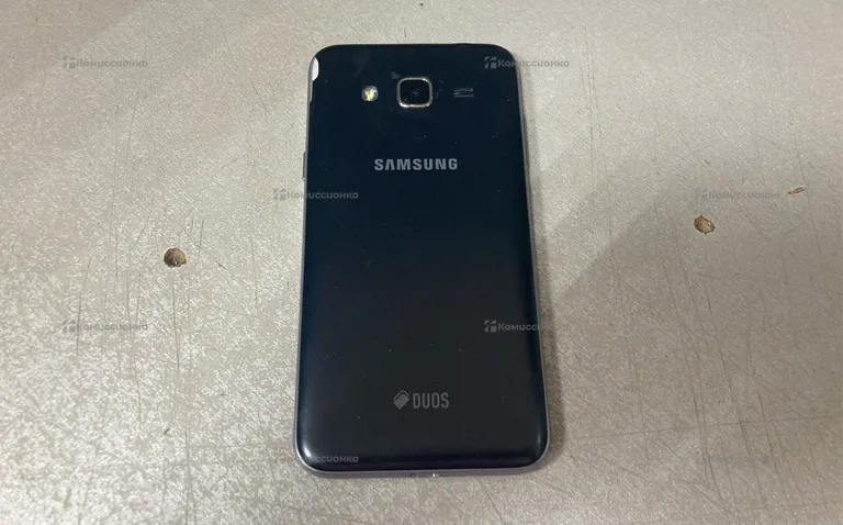 Samsung Galaxy J3 (2016) SM-J320F/DS 8Gb