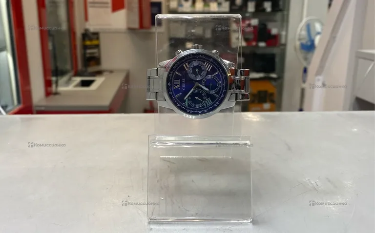Часы  Guess