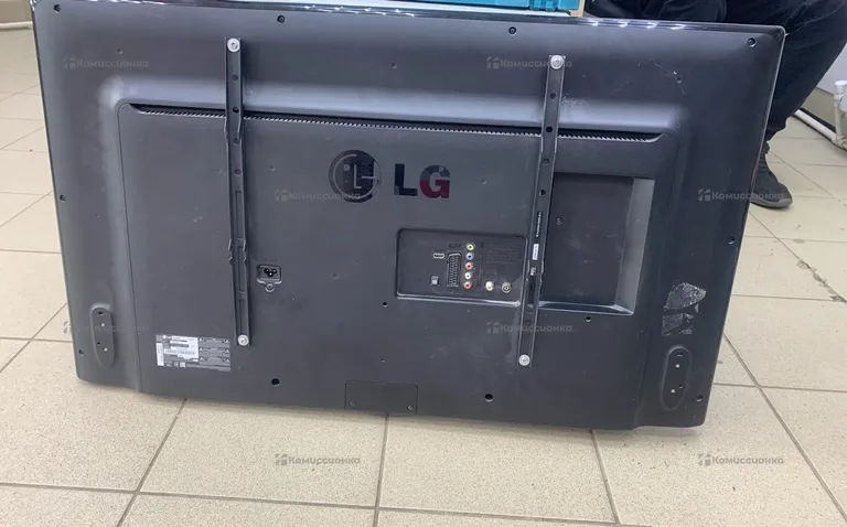 Телевизор LG 42LB552V