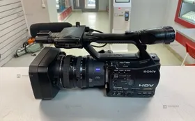 Купить Sony HVR-Z7U б/у , в Санкт-Петербург Цена:35000рублей