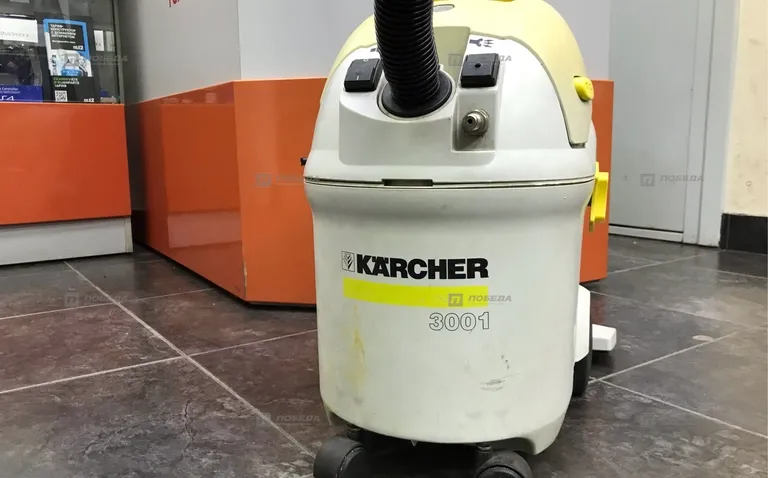 Строительный пылесос Karcher 3001