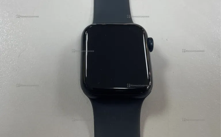 Часы  Apple Watch SE 2 40m