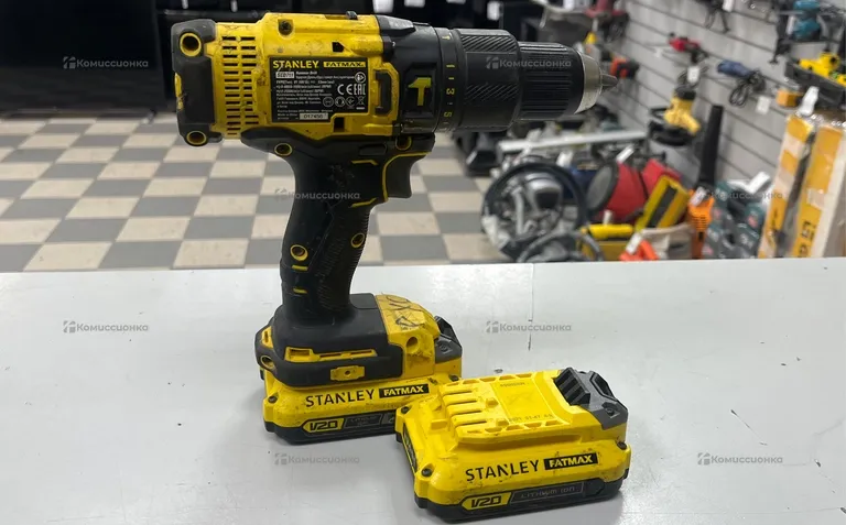 Ударная дрель-шуруповерт Stanley Fatmax SCD711