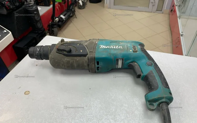 Перфоратор Makita HR2470