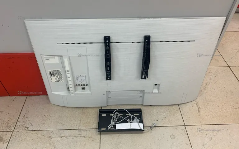Телевизор Samsung UE43RU7410U