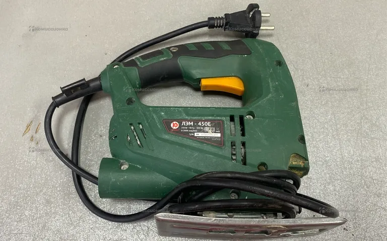 Электролобзик Калибр ЛЭМ-450Е
