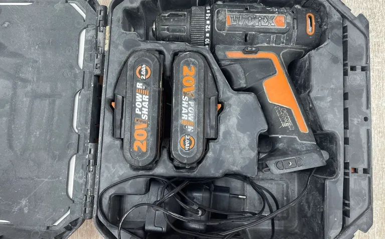 Шуруповерт WX100.3