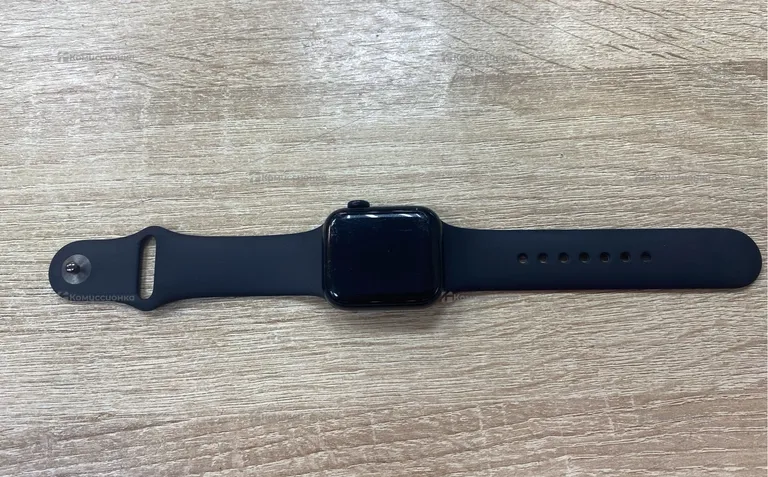 Часы Apple Watch SE 40MM