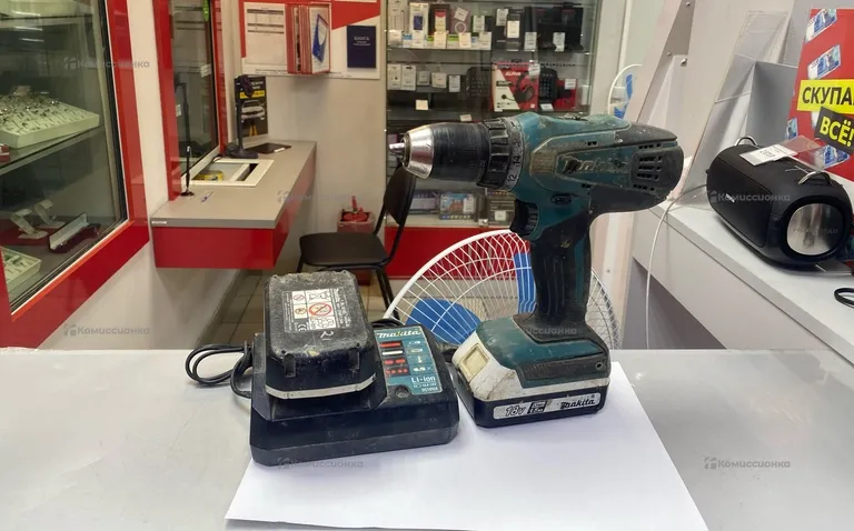 Аккумуляторная Дрель шруповерт Makita DF457