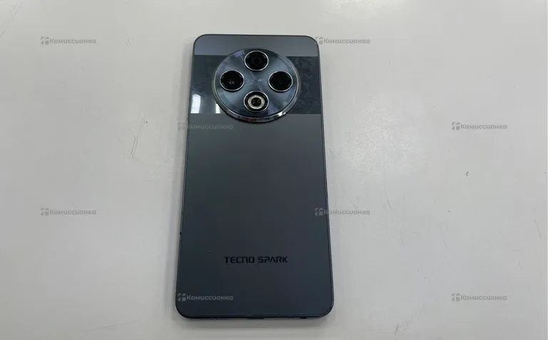 Tecno Spark 30 8/128 ГБ