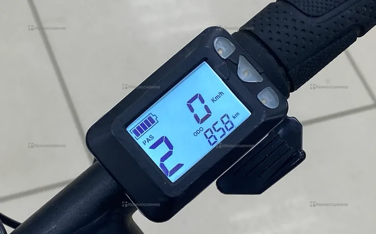Электросамокат Hiper vx690