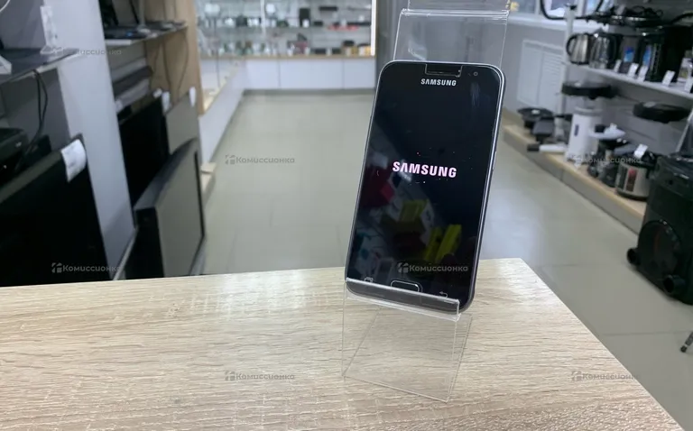 Samsung galaxy j1 2016 1/8Gb