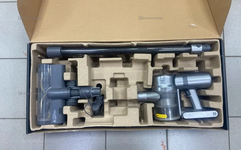 Пылесос  dreame r20 aqua