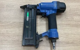 Купить Гвоздезабивной пистолет пневматический SUMAKE F 18 б/у , в Новокуйбышевск Цена:4900рублей