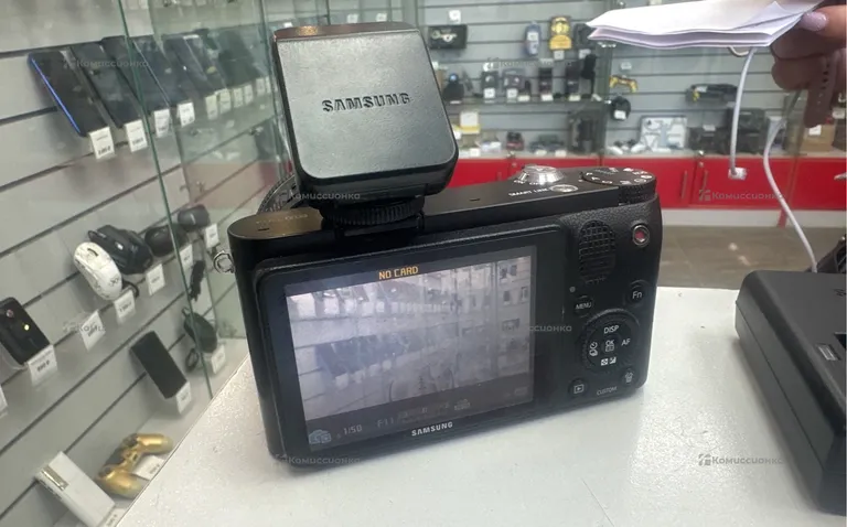 Фотоаппарат Samsung NX1000